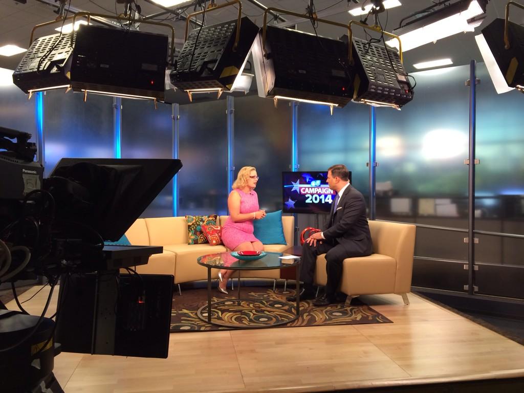 NicoleCritesTV's tweet photo. LIVE ON @CBS5AZ now #dist9 winner @RepSinema talking w @PatCBS5 about going back to DC Tuesday🇺🇸 http://t.co/dsc26Rohtf