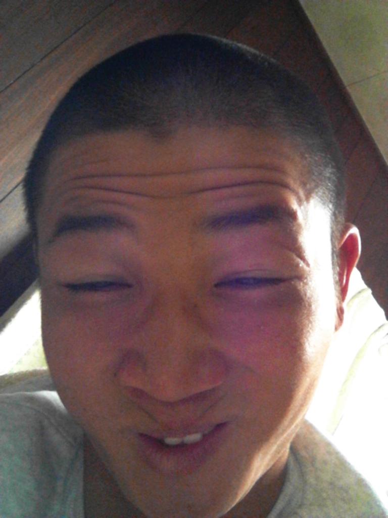 河野 力哉 A Twitter 人々は坊主をハゲとかダサいとかデメリットばかりいう 逆にメリットを考えて欲しい 俺が思う坊主の一番のメリットは 髪がないぶん小顔効果に期待できる ってこと だから坊主はやめられない みんなも考えて見てな こうだいに坊主はオススメです 河野 力哉 A Twitter 人々は坊主をハゲとかダサいとかデメリットばかりいう 逆にメリットを考えて欲しい 俺が思う坊主の一番のメリットは 髪がないぶん小顔効果に期待できる ってこと だから坊主はやめられない みんなも考えて見てな こうだいに坊主はオススメです