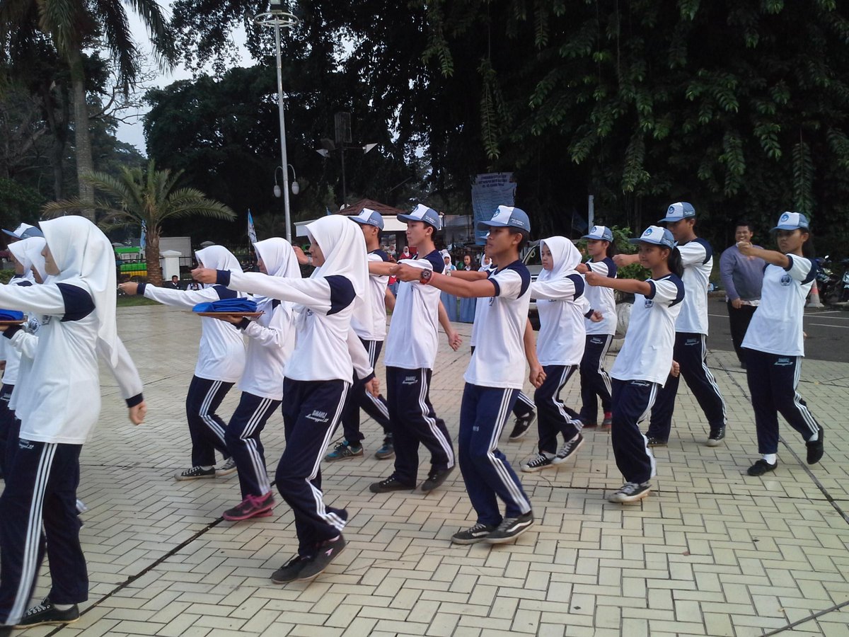 FKPSKB's tweet photo. SMAN 5 Kota Bogor @PasopatiLima http://t.co/zfHh6d2Thg