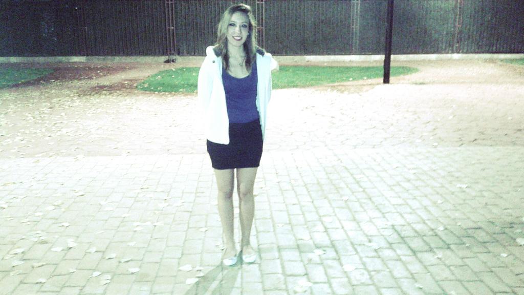 mirii_95's tweet photo. Naci para cometer errores , no para fingir ser una persona perfecta✌ http://t.co/pOnR7uV1Vc