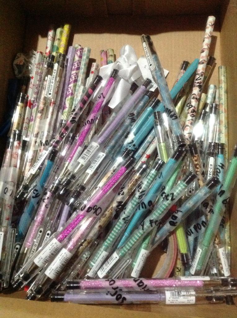 TeamConrad_'s tweet photo. Unclaimed? Don't you worry! It's all here and will be delivered tomorrow til Thursday. What to do? Spot your order 👀👀 http://t.co/nciUmFtBtj