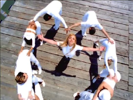 sofilustig's tweet photo. #HappyBritneyDay <3 <3 !! @churitochuy @fLaCagLiani @mikgaona @carowindmuller @decohuntworld @Mex_Alex @sofihilton http://t.co/M6NulUKjVE