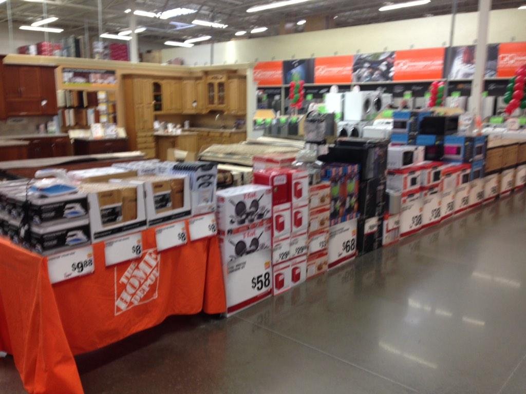 THD3662's tweet photo. Pre Black Friday savings at the Home Depot. Save up to 35% on appliances and floor care. http://t.co/d86gYIHFfJ