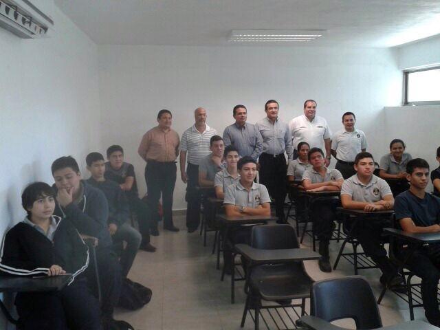 El curso que ofrecerá <a href="/IEQROO_oficial/">IEQROO</a> en <a href="/InstitutoLamat/">instituto lamat</a> es Valores de la democracia #construyendociudadania