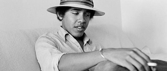 darkbarnabus's tweet photo. young Barack smoove cooling the J http://t.co/qJ5xqXSWiu