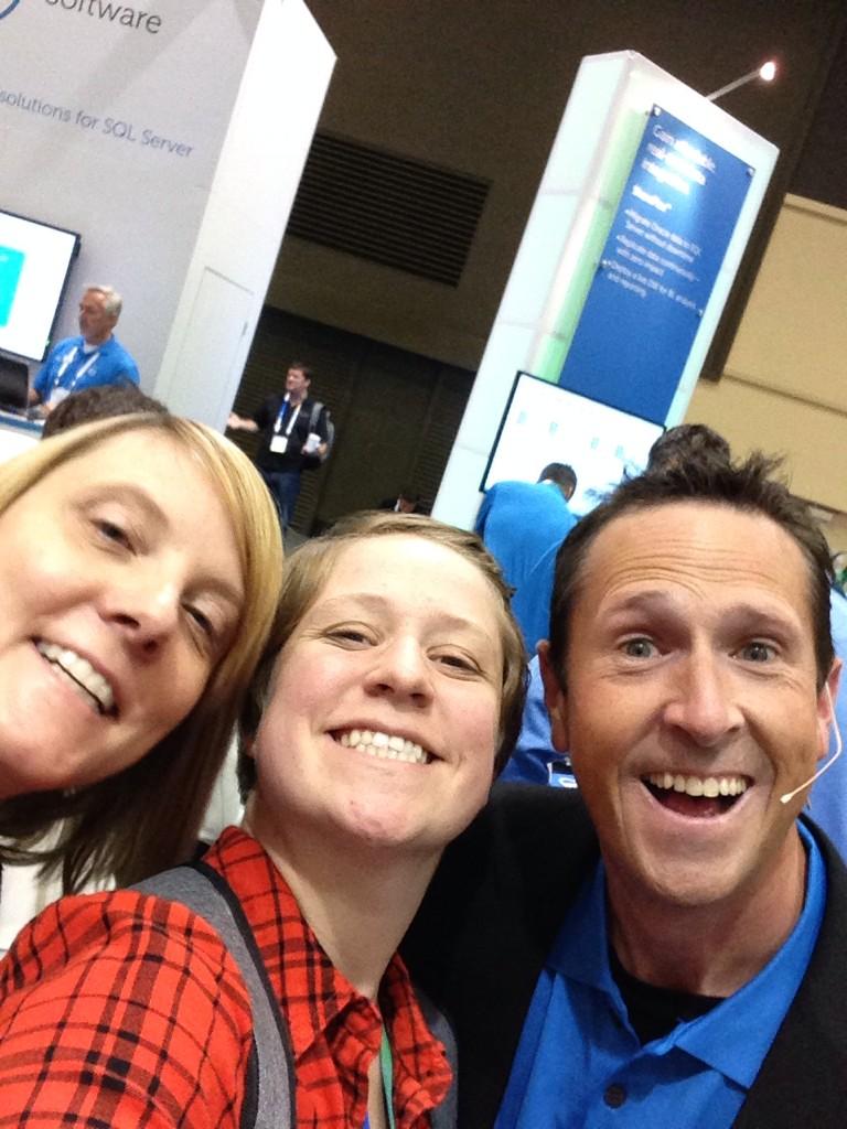 bigawesomemess's tweet image. My #usie with #dellsql @SQLDBApros