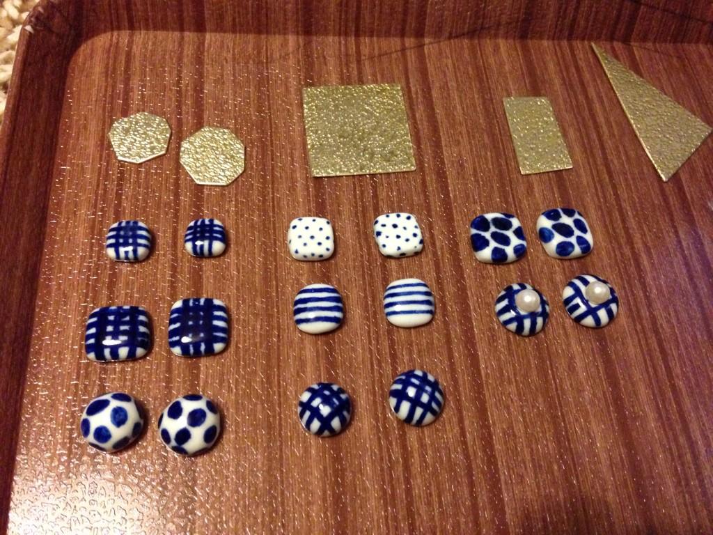 m_mifu's tweet photo. デザフェス11月8日・9日  両日参加
スペース:F-132
主にセラミック・ガラス・金属のアクセサリーを販売してます！
たくさん可愛いのを作って行くので是非お立ち寄りください。 http://t.co/k2KyhU7wo7