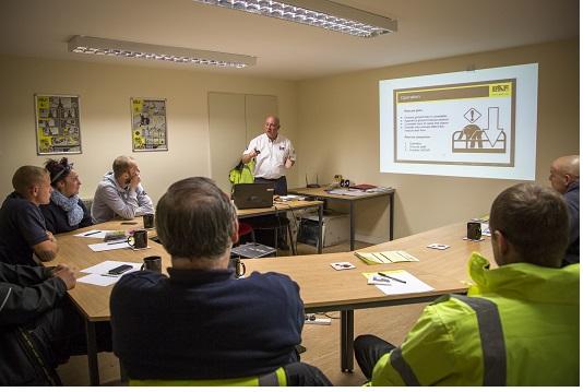 1upaccessltd's tweet photo. Join us in our modern training rooms #skillsforlife #industryleaders @TheTradesHub @ConstructionEnq http://t.co/YeZpRFnGNR