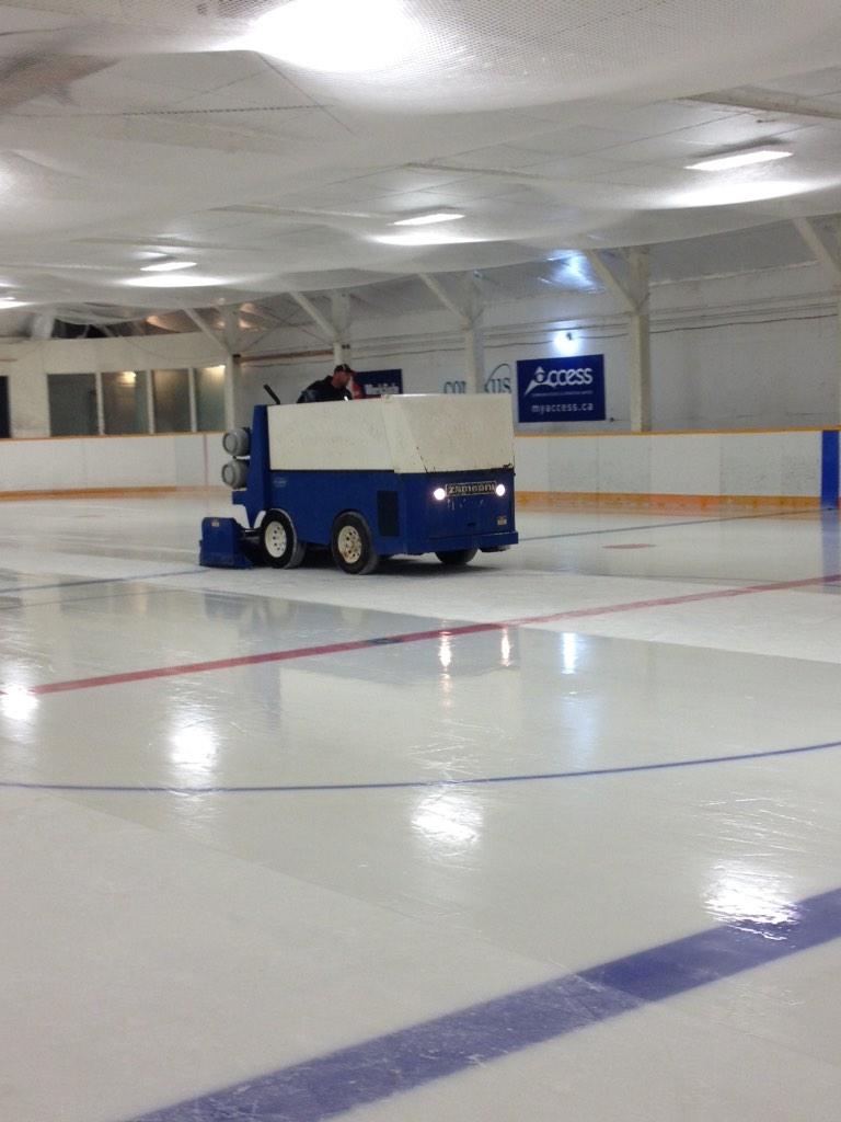tysonscott1's tweet photo. @Warrior_Probs there's a new boner in town #whyNotUs #StriveForFive http://t.co/kRn9hKvJiA