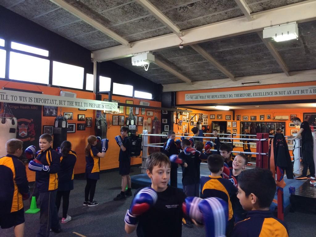 Lots of energy at the boxing enrichment session this afternoon thanks <a href="/TheRyConway/">Ryan</a> and TomDaly#KHABC <a href="/MAAcademySport/">Malcolm Arnold Academy Sport</a>