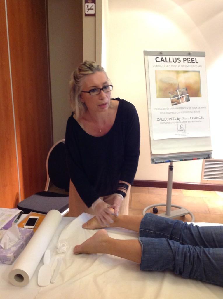 FranceCHANCEL's tweet image. Présentation et démonstration du produit &quot;CALLUS PEEL by France CHANCEL&quot; à St Pierre de la Réunion ce soir !