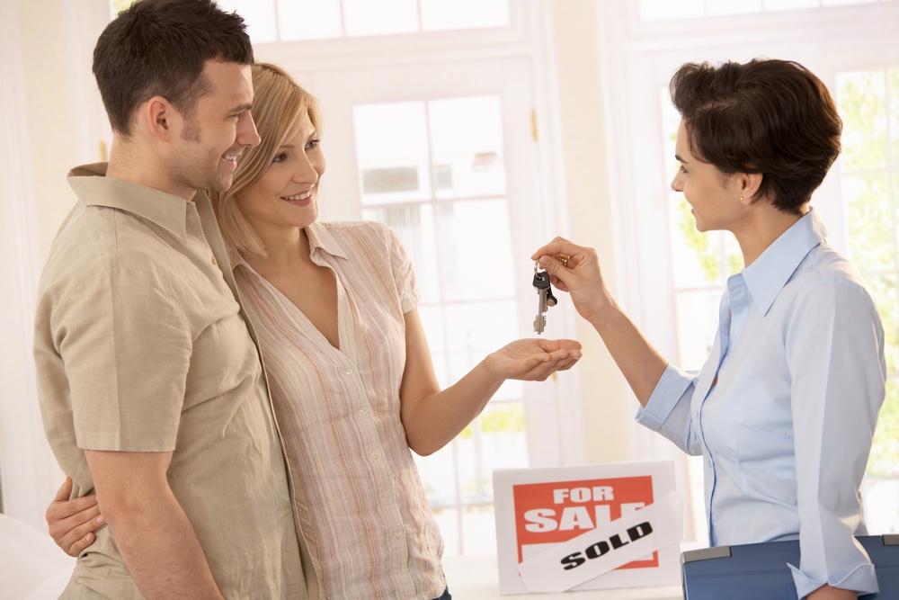 MassGov's tweet photo. Learn useful tips for buying or selling a home in #MA. http://t.co/WK52QXBi9h #MassConsumer http://t.co/Lo514QxMli