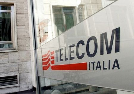 ducachef's tweet photo. è partito LTE Advanced (4G+)
velocità fino a 180Mbps per ora e 225Mbps a breve!
http://t.co/eV0dgAwRBE @evoredazione http://t.co/oGGcYh6dqz