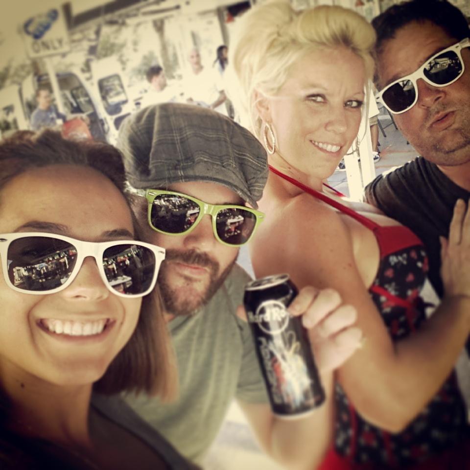 HuntersBeachBar's tweet photo. Survived halloween thanks to Paul at @HardRockEnergy and the #rockharder gals! http://t.co/81AqXC4HvL