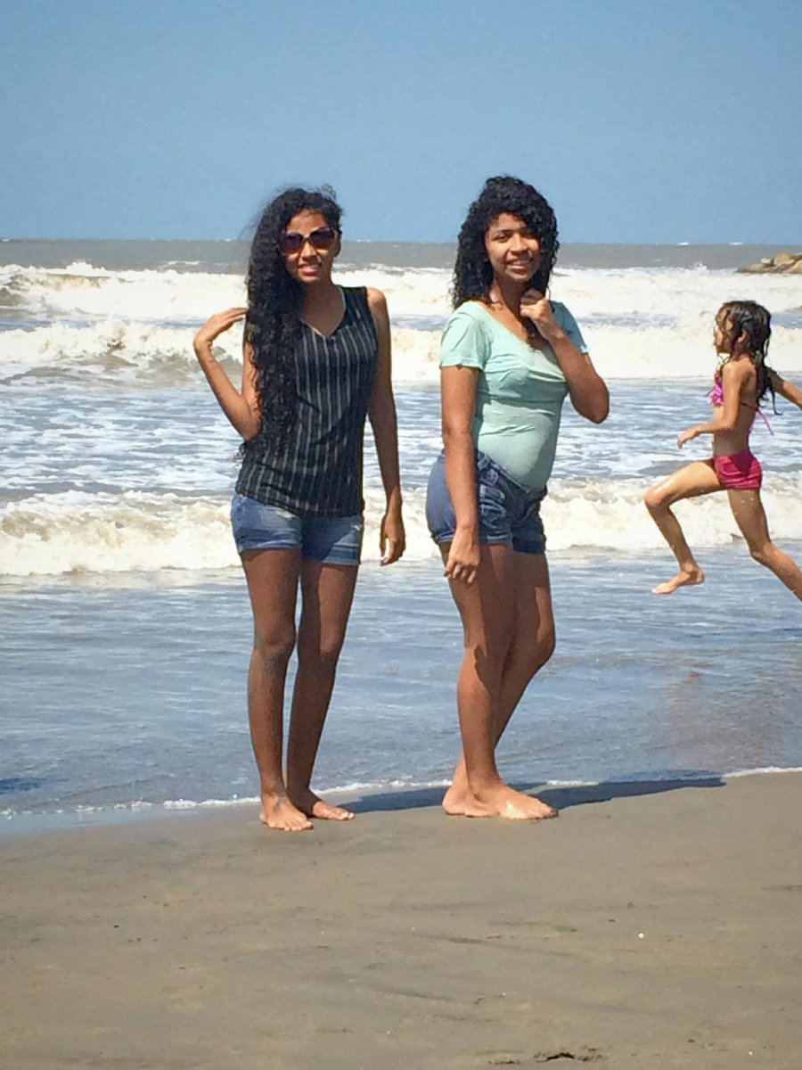 Dannaa_Camilaa's tweet photo. Dios Mi Todoo Tee Amooo
#Playa #MiHermana #MiTodoo @Nas_Fer_ http://t.co/gVLtoXgEhb