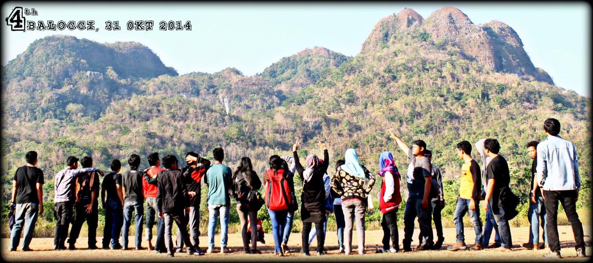 2_huruf's tweet image. Anniversary Vortside yg ke 4 tahun..!!!
@vortsidecrew @balocci #4SIDE #latepost