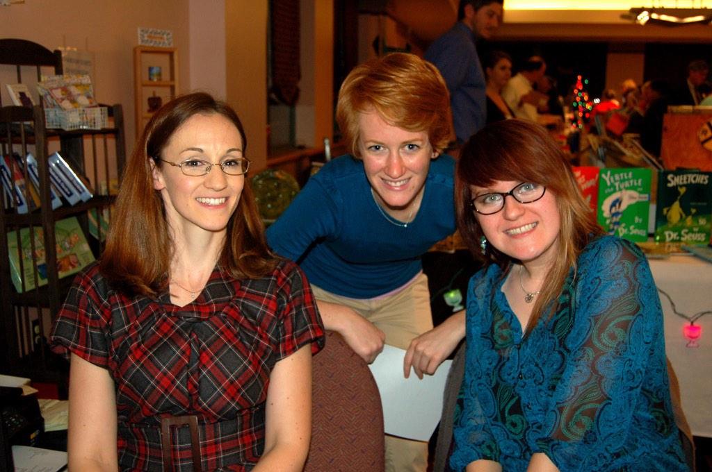 VirginiaMuseum's tweet photo. Shoppers' Fair 2014 Fri&Sat Nov 7&8 @LibraryofVA. Visit the VHS booth and say hello to our staff. #shoppersfair #rva http://t.co/FdVoBhm8ZB