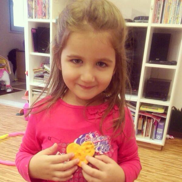 #نانسى_عجرم: لقد لقبنا ابنتي «إيلا»، بـ «دينامو» المنزل.فهي دائمة الحركة، وتتعلم كل يوم كلمة جديدة وحركة وقصة جديدة ❤