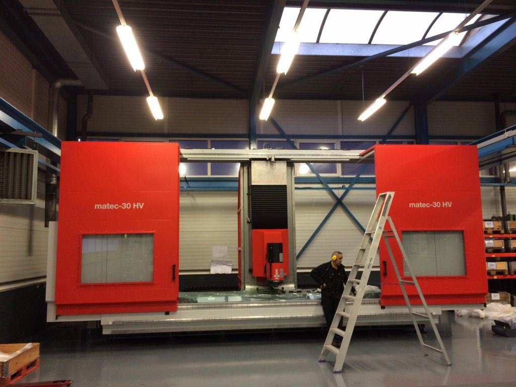 De nieuwe machine met "Frezelijke" kwaliteiten is binnen.