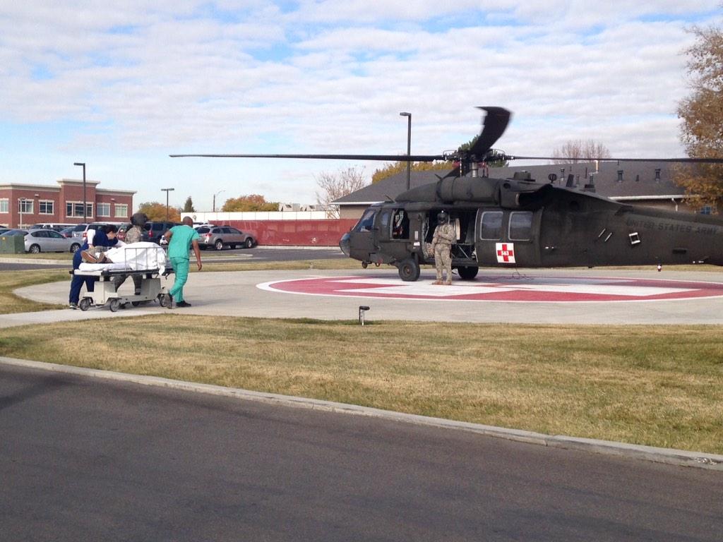 HolyCrossDavis's tweet photo. Copter landing, transporting patients, and more interviewing #VGUT14 http://t.co/Gd1G6fB0al