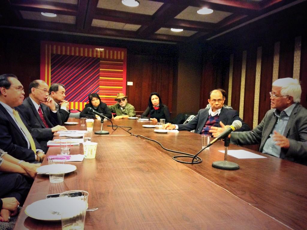pcgnewyork's tweet photo. Tony Meloto on PCGNY's BASP:You are the biggest gov't response partner of Gawad Kalinga for typhoon Haiyan survivors http://t.co/7L5mjDMKCg