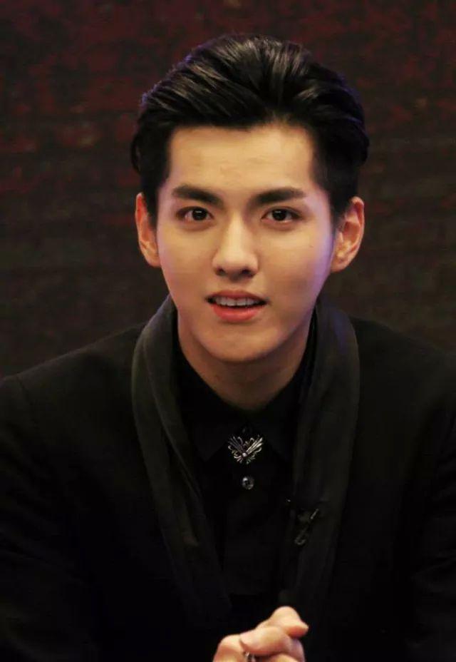 Happy Birthday to my UB.. Mr. Galaxy.. Kris Wu..  
