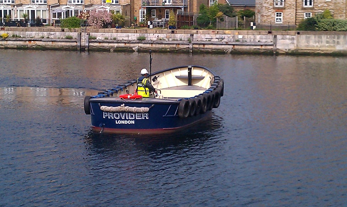 MSTWorkboats's tweet photo. Check out more of our Workboats @ http://t.co/k15OwmpBs5
#MarineSupportThames http://t.co/yGmDPLadrx