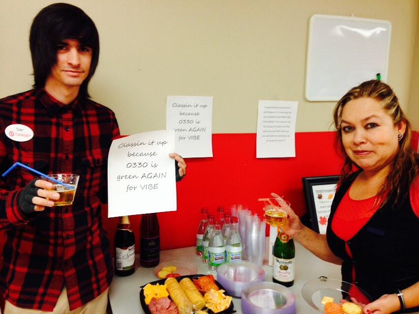 target0330's tweet photo. Celebrating another green week for VIBE!! Classin it up with juice, cheese and crackers #friendlyin2 #delicious http://t.co/CD1ifz29R3