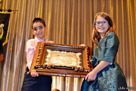 Falla_Floresta's tweet photo. Proclamacio FMI Pilar Cubells Company y Presidente Infantil Adrian Salcedo Palacios ¡Enhorabuen! #Fallas2015 http://t.co/uJvRM4LaIk