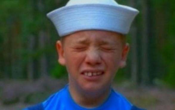 Kristian har kepsen som Bert har mössan!
HAHAHAHAH älskar dig Kristian, och en sak!? Har du färgat dina ögonbryn?<3