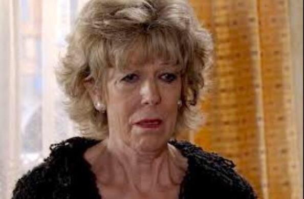 piesportsbooze's tweet photo. Manuel Pellegrini reacts to the defeat to CSKA Moscow... http://t.co/lwiJsuEP7Z