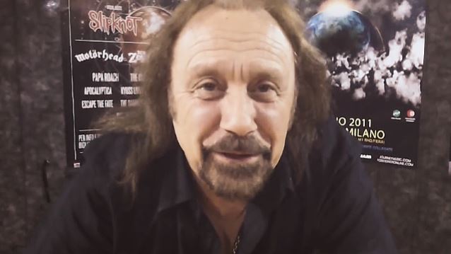 BLABBERMOUTH.NET tweet media