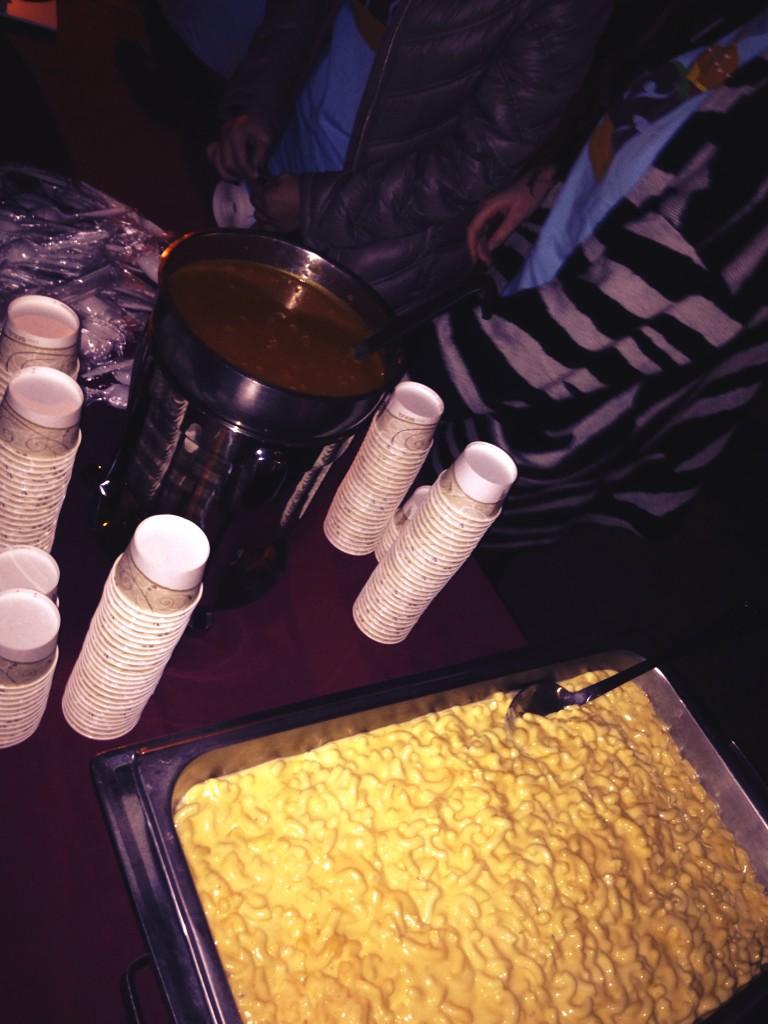 FordhamSCC's tweet image. Wanna Try This Wednesdays presents FREE Cosi Mac &amp;amp; Cheese + Cosi Pumpkin Chipotle soup! Come to the Grille til 6:30!