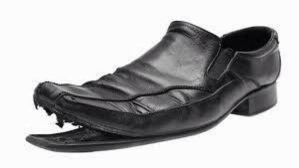 SundayChants's tweet image. When the lunch time match was getting intense and you tried to do that vital Xavi scoop thru ball...