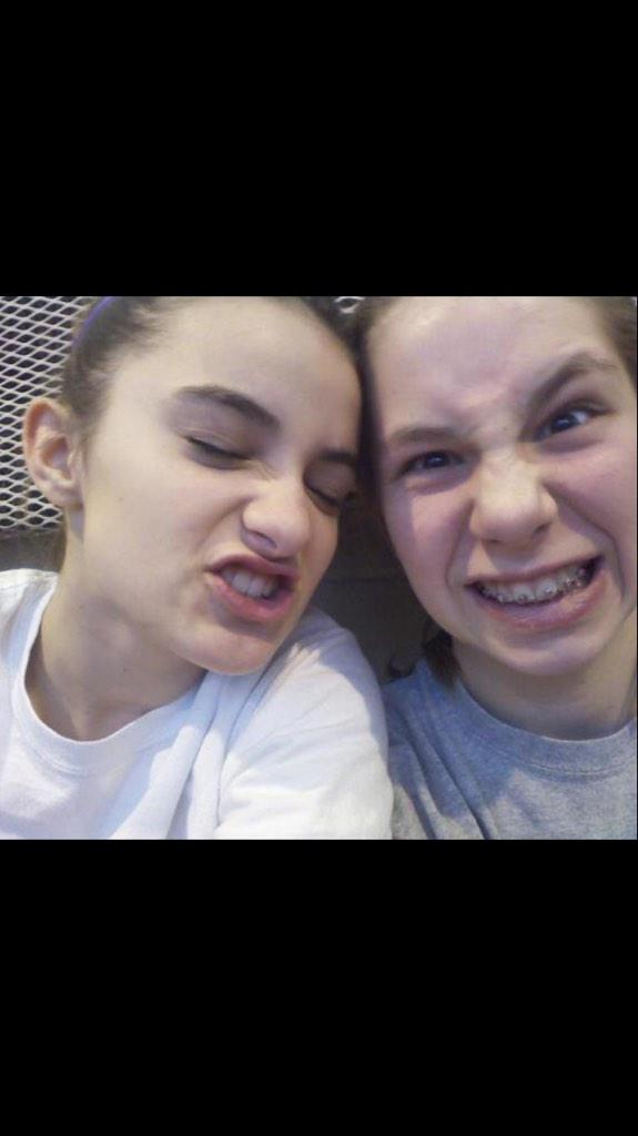 hseekins's tweet photo. @k_mal16 you're gonna make me cry. Still love you 💙#highpantscrew http://t.co/U5tRrr3yUb
