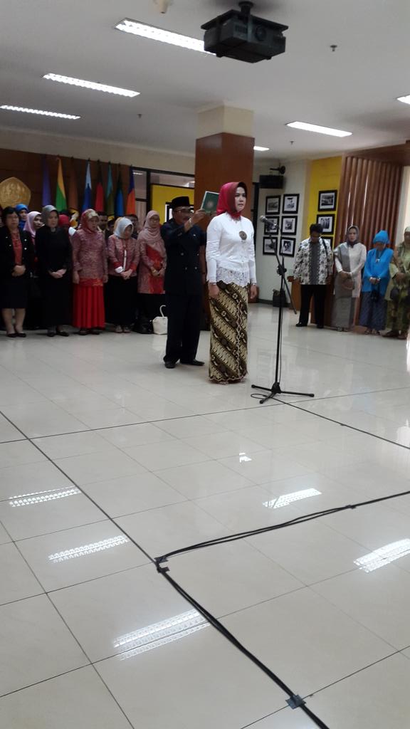 Semoga dibawah pimpinan Ibu Keri, FFUP akan semakin baik di  kancah nasional dan internasional.