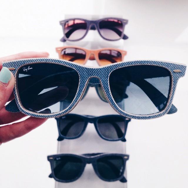 NYLONSG's tweet photo. The New Wayfarer Denim from @rayban is crafted frm denim through a high tech layering process. http://t.co/bmd4x3pA88 http://t.co/CDm6weWybQ
