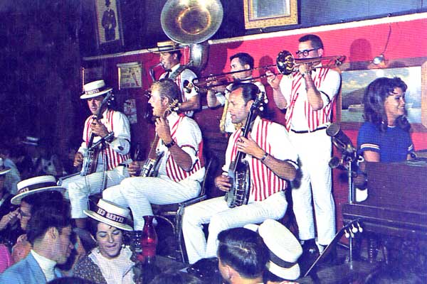 Remember the banjo comeback of the 1960s? bit.ly/ZMxPbj