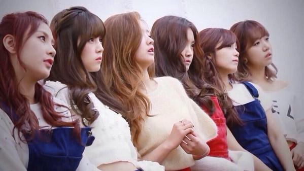 exoayy's tweet photo. I SEE LUHAN IN APINK WITH WIG http://t.co/721WdrufeM