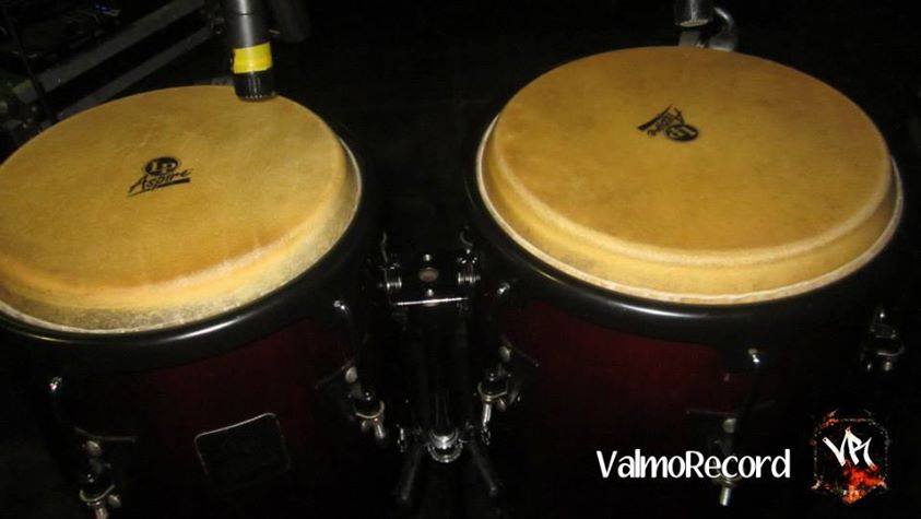 jacksonvr16's tweet image. las dos muchachas q hacen q la orquesta de @valmorecord suene(CABILLA) #aprietayah @BIG_VRNEGO @totyvr @cucho_music