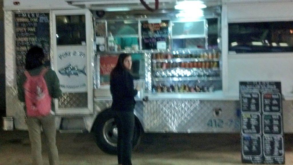 AhhhhhMazing #Poke <a href="/poke2go/">Poke 2 Go</a> til 9 <a href="/ucla/">UCLA</a> Gayley/LeConte