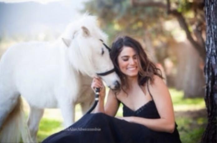 MissFelixPA's tweet photo. Its dis or pony. http://t.co/n4Q5yAC23c