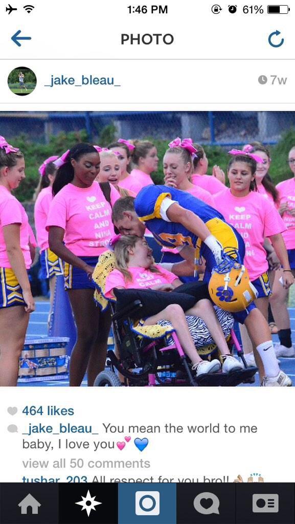 ilovegracey333's tweet photo. My Heart just broke a billion times http://t.co/7tpupep3yX