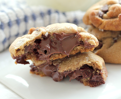 FoodPornAww's tweet photo. Nutella Stuffed Brown Butter Sea Salt Cookies http://t.co/PEsCFrIjS1