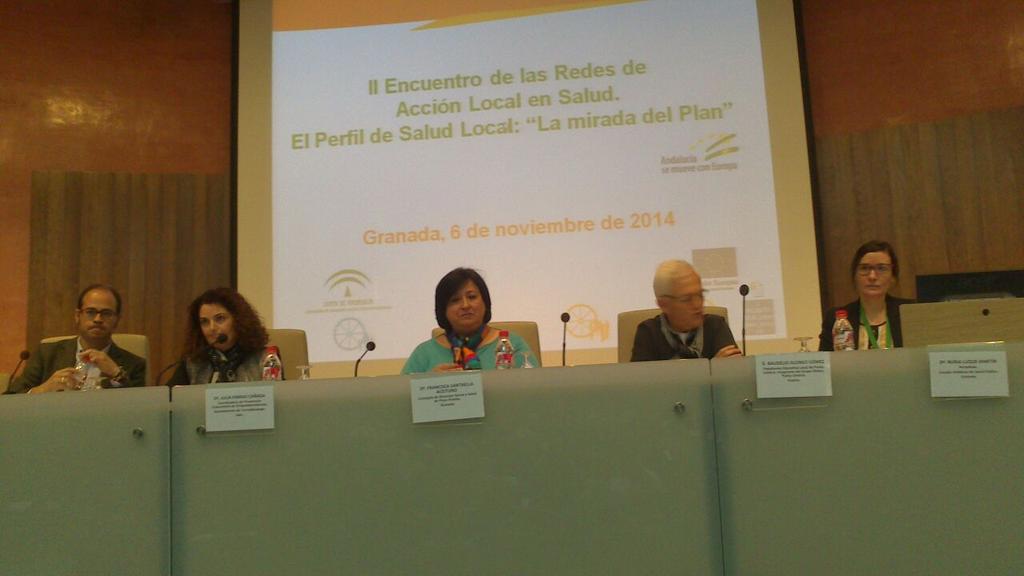 NervaYork's tweet photo. Primera mesa de debate del II Encuentro de ALS: "Dialogando sobre el Perfil" @EASPsalud @RocioRasco @SaludHuelva http://t.co/y6oDm7vXqN