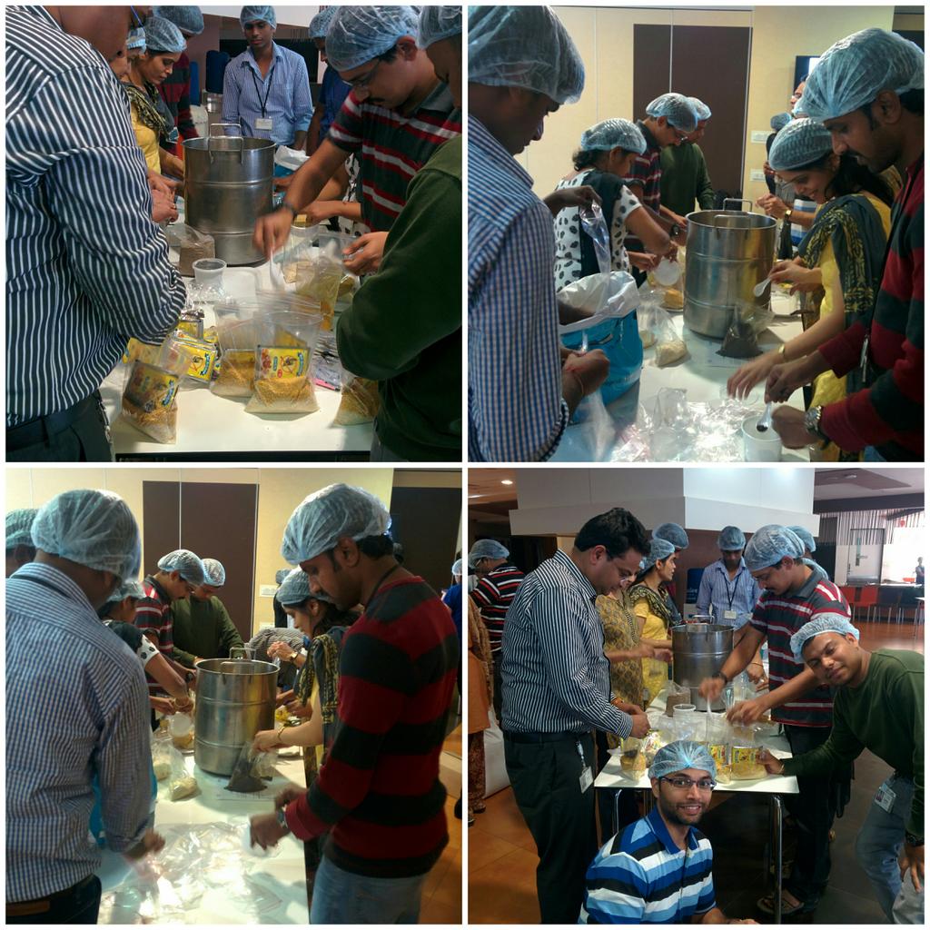 aniketh_12's tweet photo. @CiscoLocal @AkshayaPatra 100 done #Bangalore #Helpie #CiscoHungerRelief http://t.co/Q5iBFqcgCP