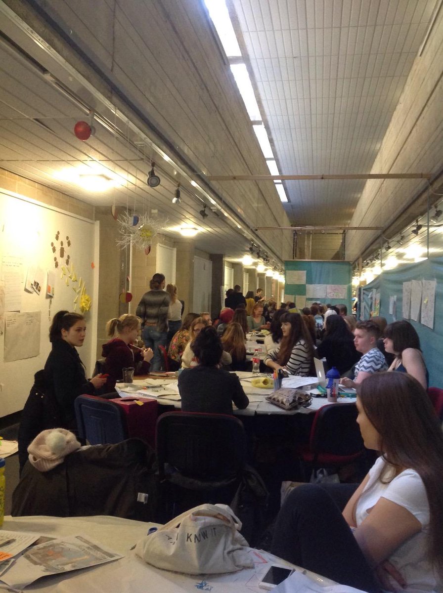 vtelesecka's tweet photo. Day 4 of Change By Design week started with groups presentations. #cbd2014 #djcad#day4 http://t.co/g6DbD5pGy0