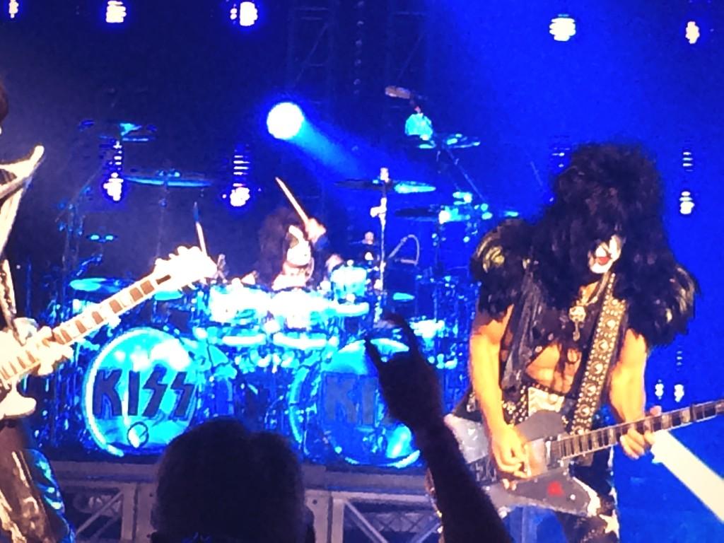drummer65's tweet photo. #KISSRocksVegas @TheJointLV What a great show!! http://t.co/Xn9ysEuUWp