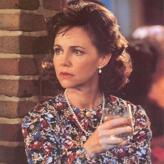  Happy Birthday, Sally Field!    