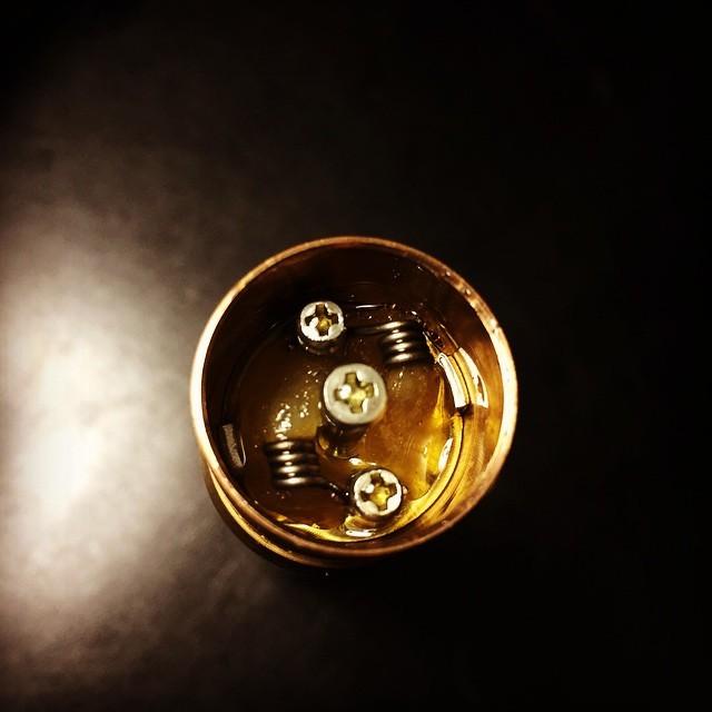 ImTheDoctor50's tweet photo. That 20g tho! Dual parallel 3/4 wrap in my Tobh Atty sitting on my #ApolloMod by @avlyfe #vapelyfe #freetovape #v... http://t.co/iVvcEKbnQe